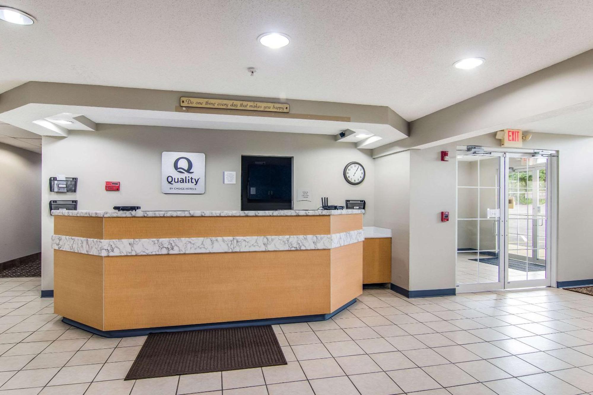 Quality Inn & Suites Grove City-Outlet Mall Dış mekan fotoğraf